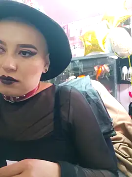 TamySweetness online show from 28, 2, 2025