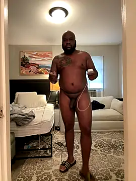 Snapshot of africandickxxl chatting on 5, 10, 2025 africandickxxl online show from 5, 10, 2025