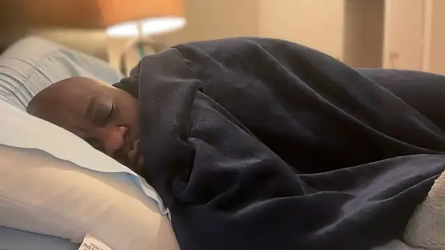 Snapshot of africandickxxl chatting on 4, 11, 2025 africandickxxl online show from 4, 11, 2025