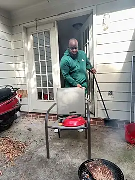 Snapshot of africandickxxl chatting on 15, 11, 2025 africandickxxl online show from 15, 11, 2025