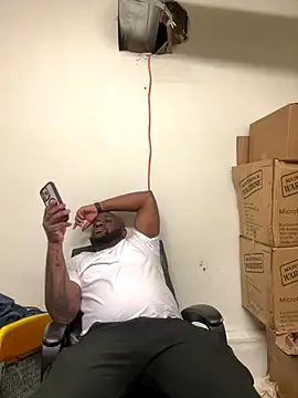 Snapshot of africandickxxl chatting on 24, 11, 2025 africandickxxl online show from 24, 11, 2025