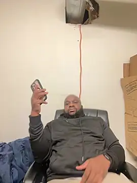 Snapshot of africandickxxl chatting on 1, 12, 2025 africandickxxl online show from 1, 12, 2025