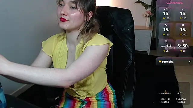 Snapshot of Crystal-dreamt chatting on 19, 6, 2026 Crystal-dreamt online show from 19, 6, 2026