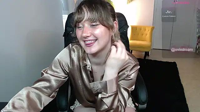 Snapshot of Crystal-dreamt chatting on 5, 8, 2026 Crystal-dreamt online show from 5, 8, 2026
