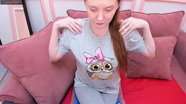 JannaVerdi  online show from 7, 3, 2025