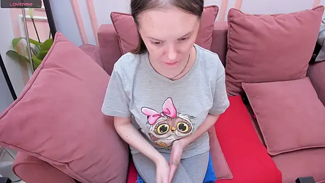 JannaVerdi  online show from 2, 10, 2025