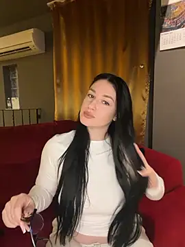 moniqque online show from 2, 12, 2025