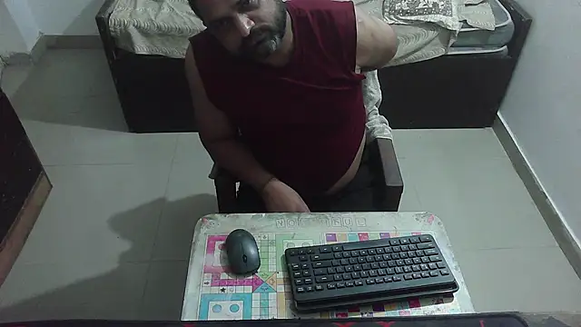 Snapshot of rentarob chatting on 26, 4, 2026 rentarob online show from 26, 4, 2026