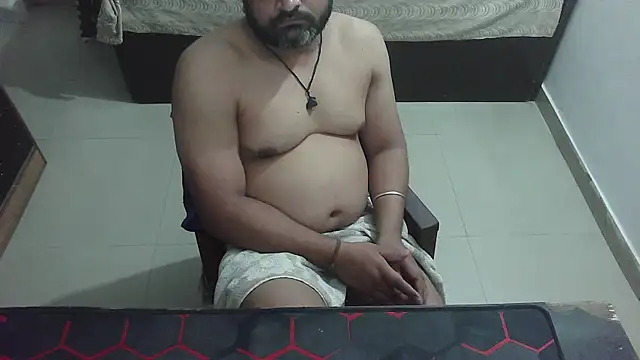 Snapshot of rentarob chatting on 27, 4, 2026 rentarob online show from 27, 4, 2026