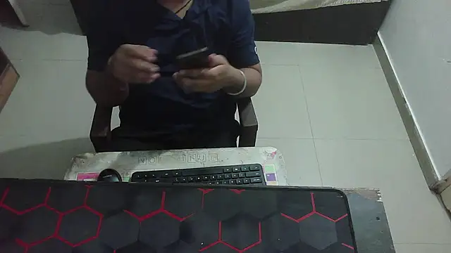 Snapshot of rentarob chatting on 2, 5, 2026 rentarob online show from 2, 5, 2026