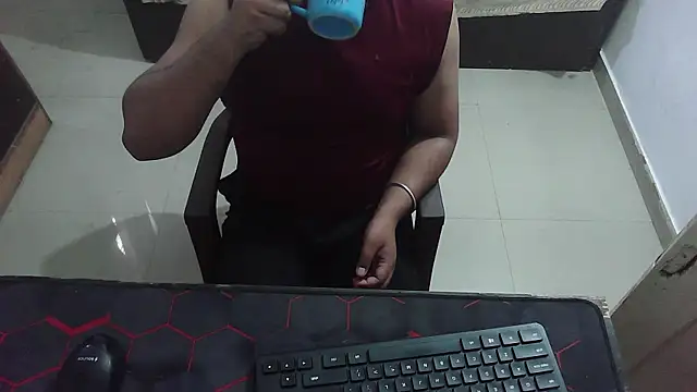 Snapshot of rentarob chatting on 14, 5, 2026 rentarob online show from 14, 5, 2026
