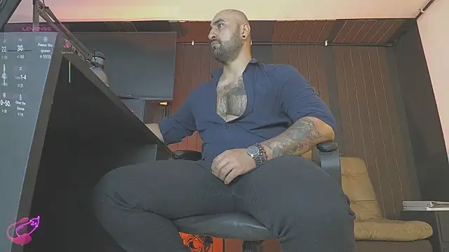 Snapshot of Leon_1234 chatting on 9, 5, 2026 Leon 1234 online show from 9, 5, 2026