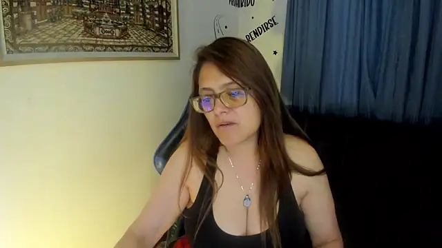 Snapshot of Ivette_Shaira chatting on 15, 7, 2026 Ivette Shaira online show from 15, 7, 2026