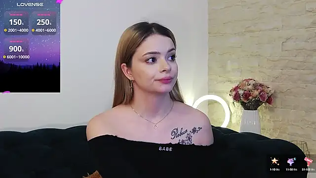 Kailynn Moenn online show from 10, 12, 2024