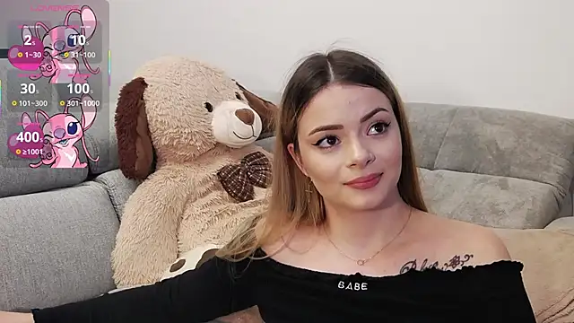 Kailynn Moenn online show from 5, 3, 2025