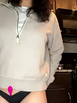 Natur4lBeautyb33 online show from 8, 1, 2026