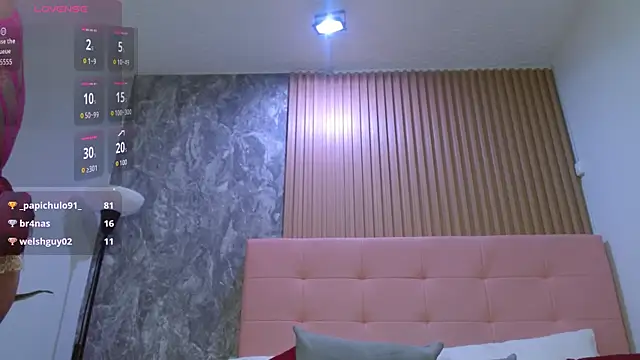 victoria  milf  online show from 15, 1, 2026