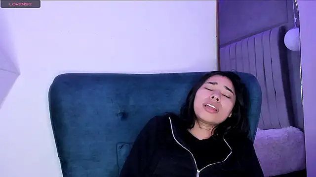 Snapshot of AmyOlimpo chatting on 28, 1, 2025 AmyOlimpo online show from 28, 1, 2025