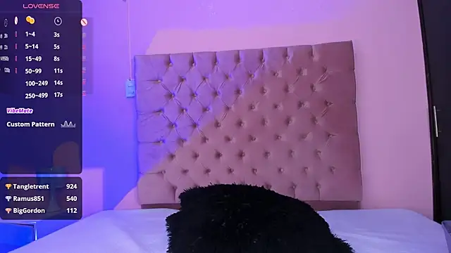 Snapshot of AmyOlimpo chatting on 9, 2, 2025 AmyOlimpo online show from 9, 2, 2025