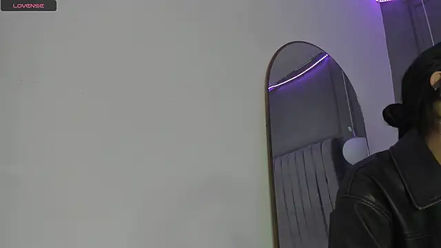 Snapshot of AmyOlimpo chatting on 15, 2, 2025 AmyOlimpo online show from 15, 2, 2025