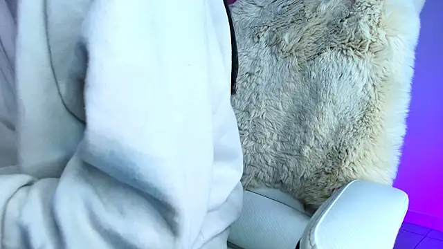 Snapshot of AmyOlimpo chatting on 3, 10, 2025 AmyOlimpo online show from 3, 10, 2025