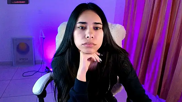 Snapshot of AmyOlimpo chatting on 25, 10, 2025 AmyOlimpo online show from 25, 10, 2025