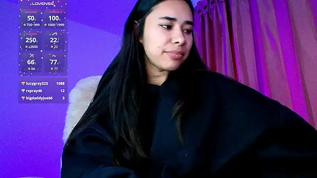 Snapshot of AmyOlimpo chatting on 26, 11, 2025 AmyOlimpo online show from 26, 11, 2025