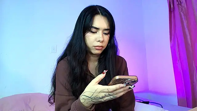 Snapshot of AmyOlimpo chatting on 22, 4, 2026 AmyOlimpo online show from 22, 4, 2026