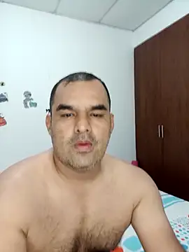 Snapshot of Angeelus2 chatting on 2, 11, 2025 Angeelus2 online show from 2, 11, 2025