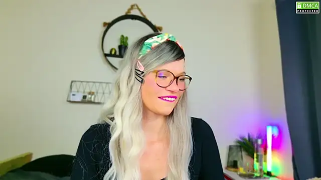 Kittychatte online show from 3, 12, 2024