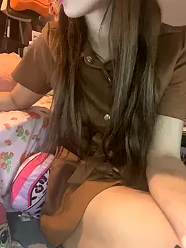 LaPetitechienne1 online show from 18, 10, 2025