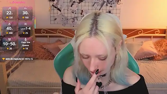 Katia Kim online show from 9, 3, 2026