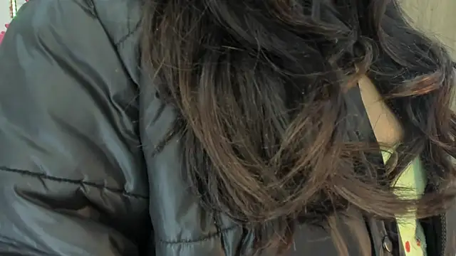 Mhelanny2 online show from 8, 3, 2025