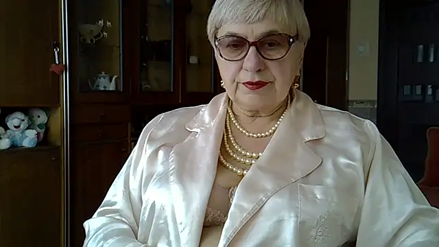SweetCherry27 online show from 6, 3, 2025