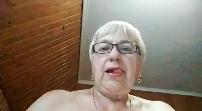 Snapshot of SweetCherry27 chatting on 30, 6, 2026 SweetCherry27 online show from 30, 6, 2026