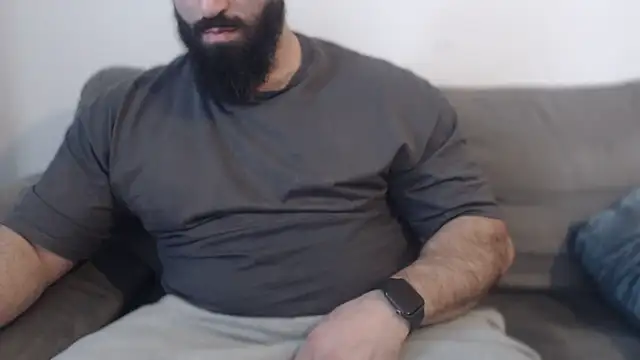 Snapshot of hugemachohandsome chatting on 19, 4, 2026 hugemachohandsome online show from 19, 4, 2026