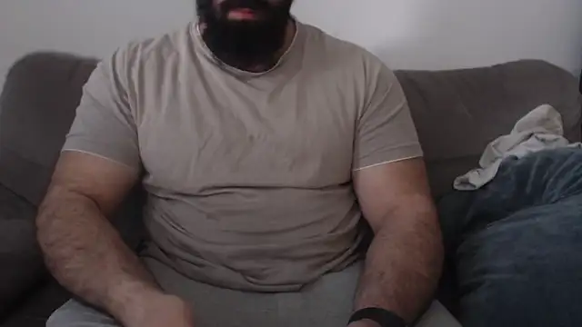 Snapshot of hugemachohandsome chatting on 21, 4, 2026 hugemachohandsome online show from 21, 4, 2026