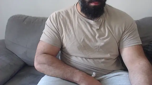 Snapshot of hugemachohandsome chatting on 14, 7, 2026 hugemachohandsome online show from 14, 7, 2026