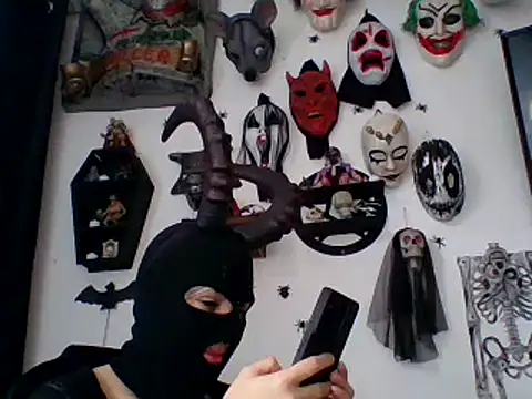 FeticheMacabre online show from 5, 11, 2025