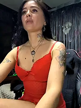 KikiXRed online show from 10, 12, 2024