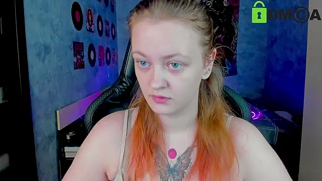 Snapshot of madness_lia chatting on 6, 12, 2024 madness lia online show from 6, 12, 2024