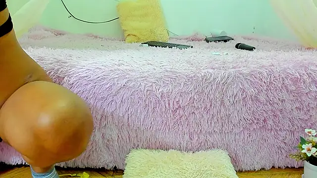 Snapshot of iisabella_gonzalez chatting on 6, 1, 2025 iisabella gonzalez online show from 6, 1, 2025