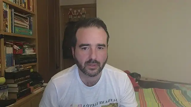 curiosillo83 online show from 15, 12, 2025