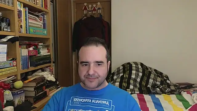 curiosillo83 online show from 19, 4, 2026