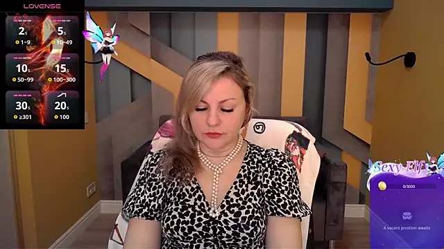 Candy Long online show from 5, 2, 2026