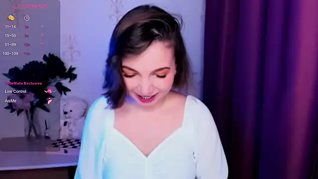 KindHazelHere  online show from 10, 11, 2025