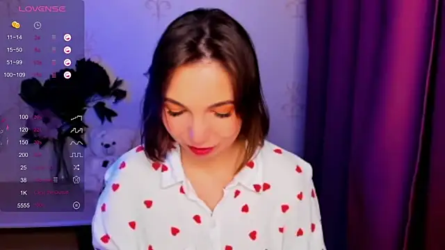 KindHazelHere  online show from 8, 1, 2026