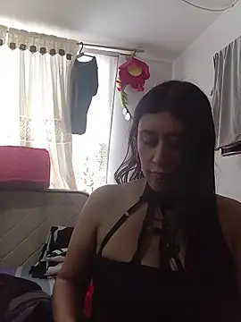 Snapshot of Giuliana90 chatting on 22, 5, 2026 Giuliana90 online show from 22, 5, 2026