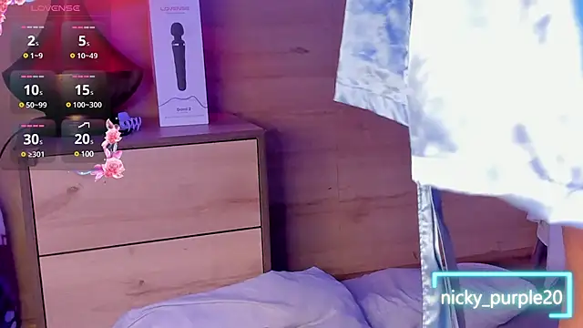  nickypurple  online show from 3, 2, 2025