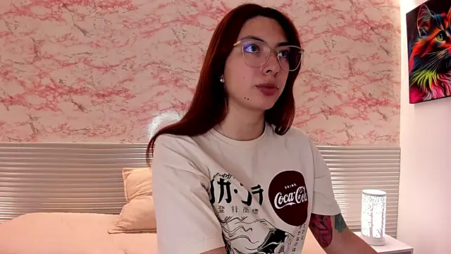 Snapshot of MilaaL chatting on 16, 12, 2025 MilaaL online show from 16, 12, 2025